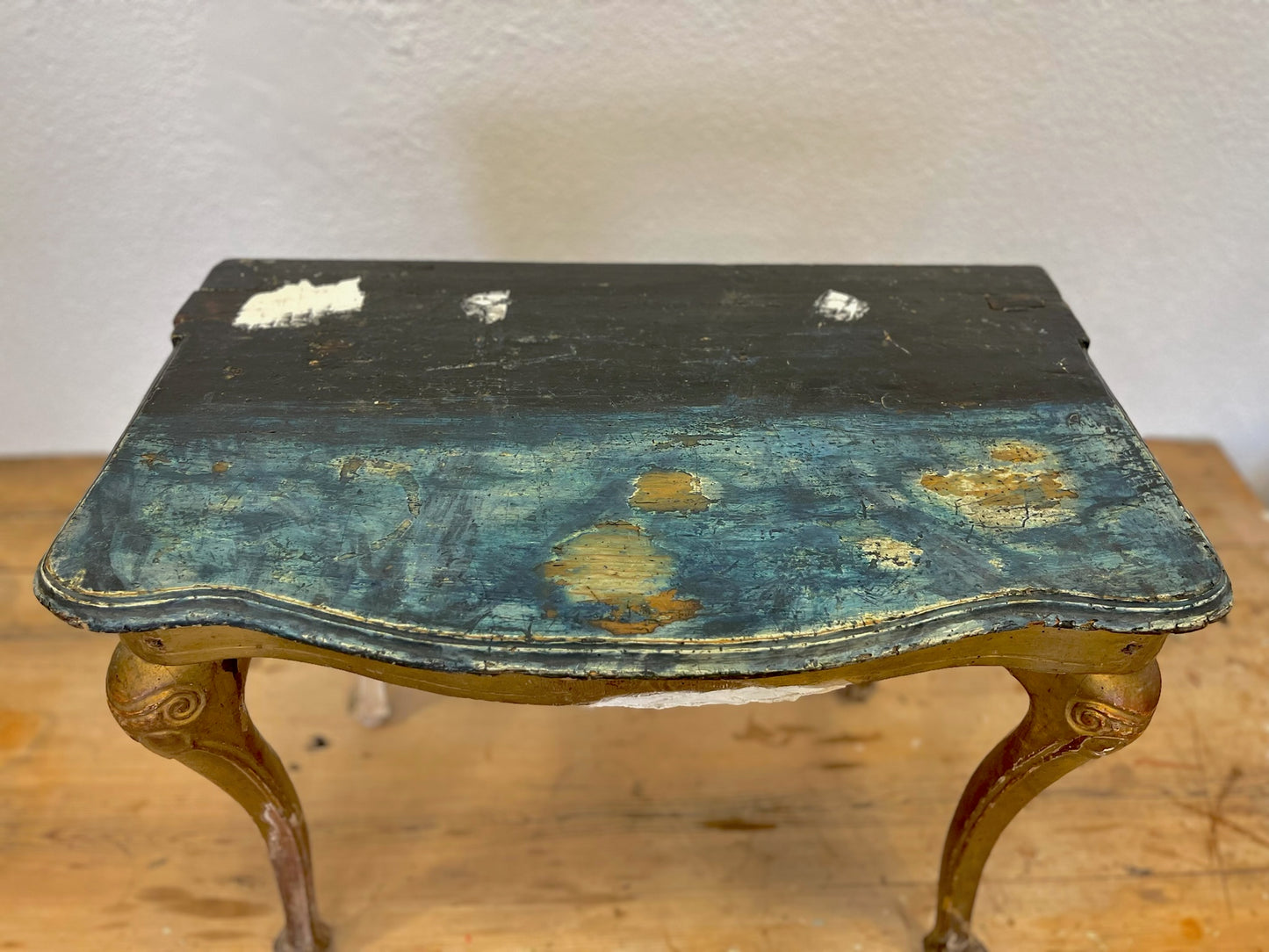Antigua consola baja estilo Felipe V años 1730