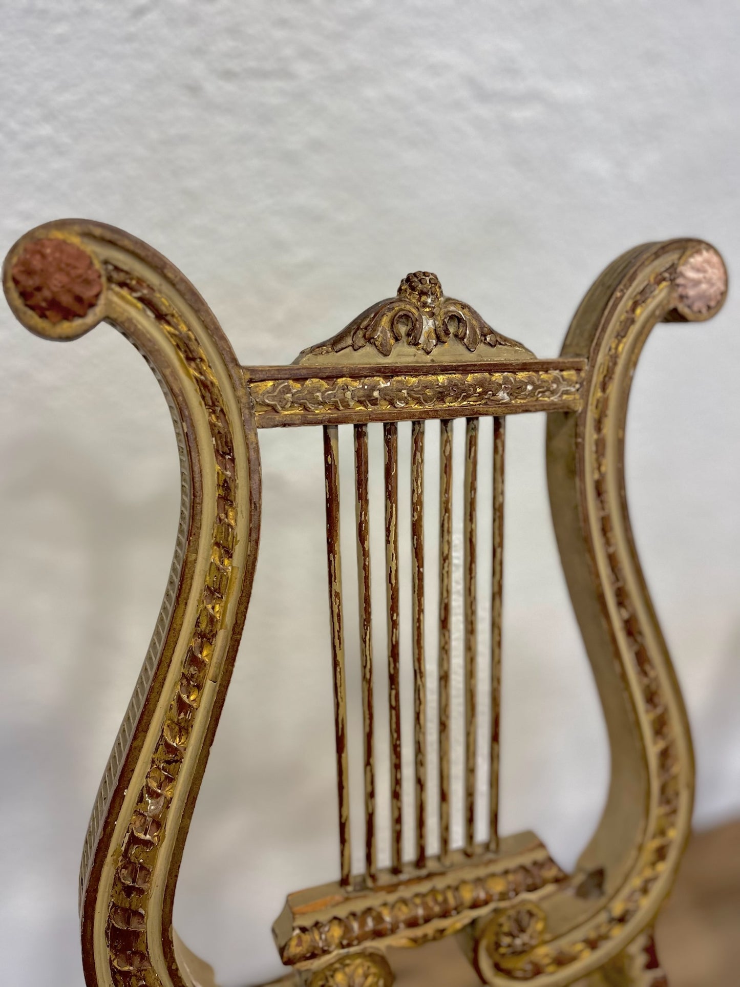 Dos sillas estilo Carlos IV finales de siglo XVIII