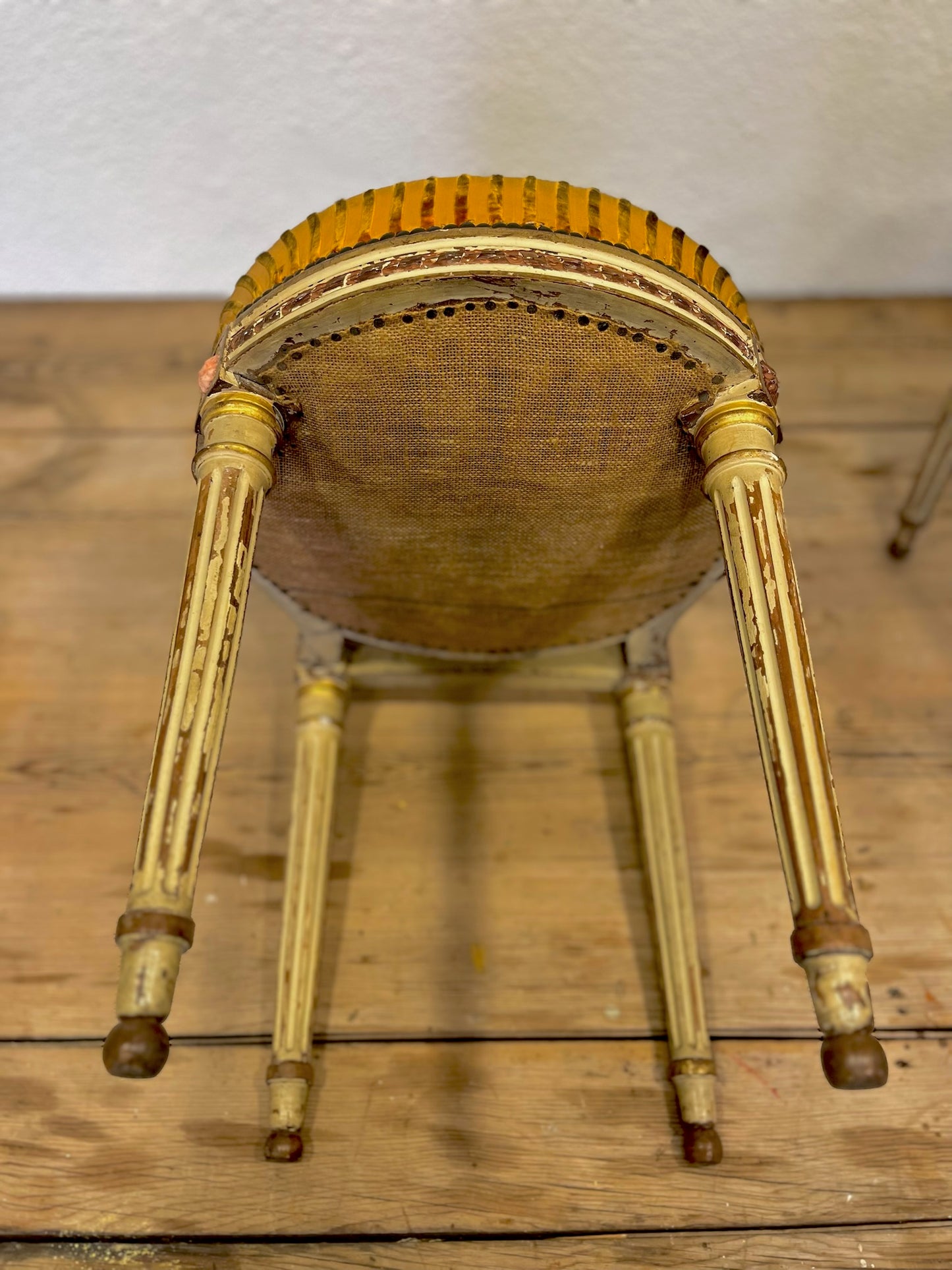 Dos sillas estilo Carlos IV finales de siglo XVIII