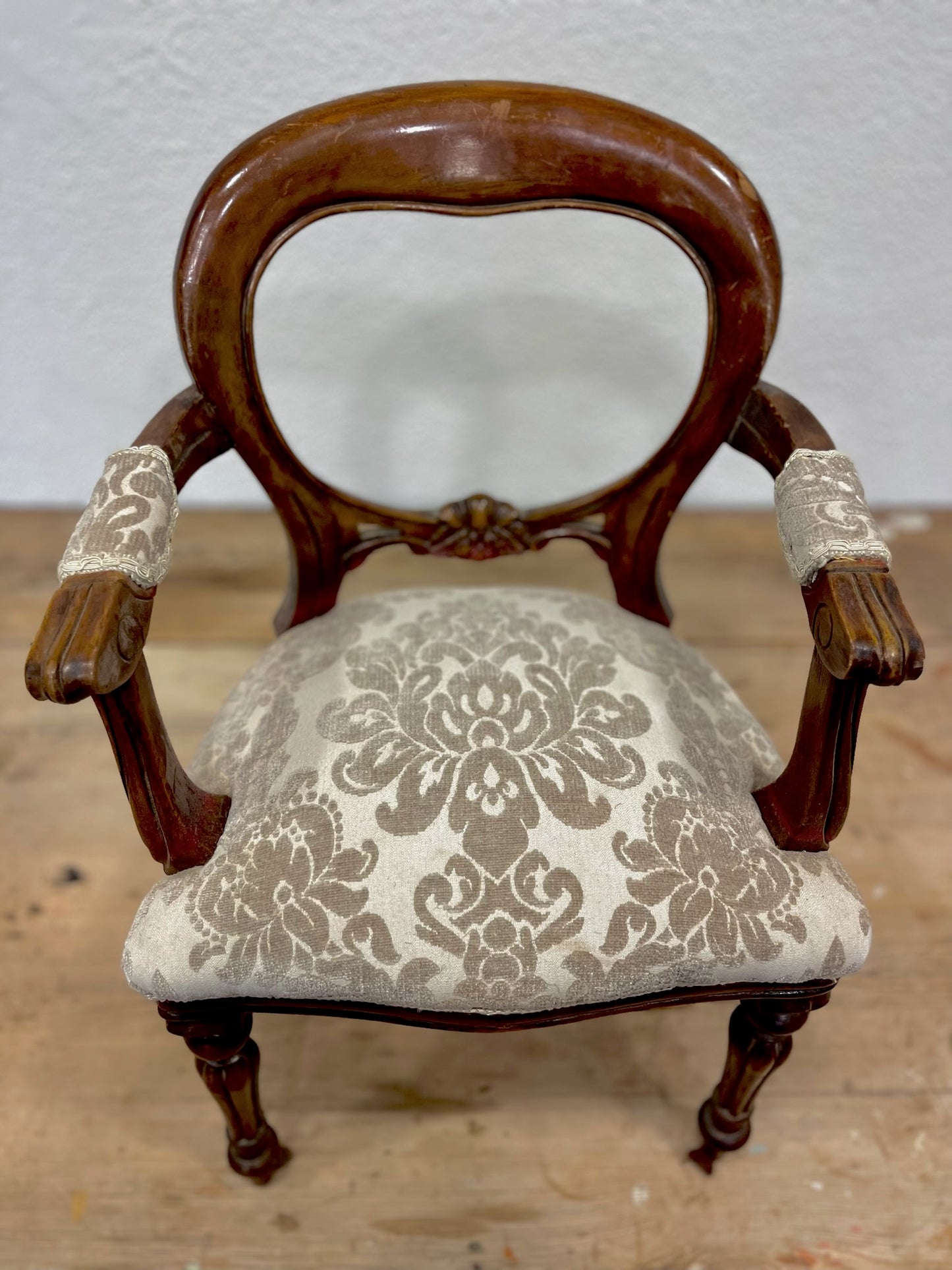 Antigua silla de niño años 1950