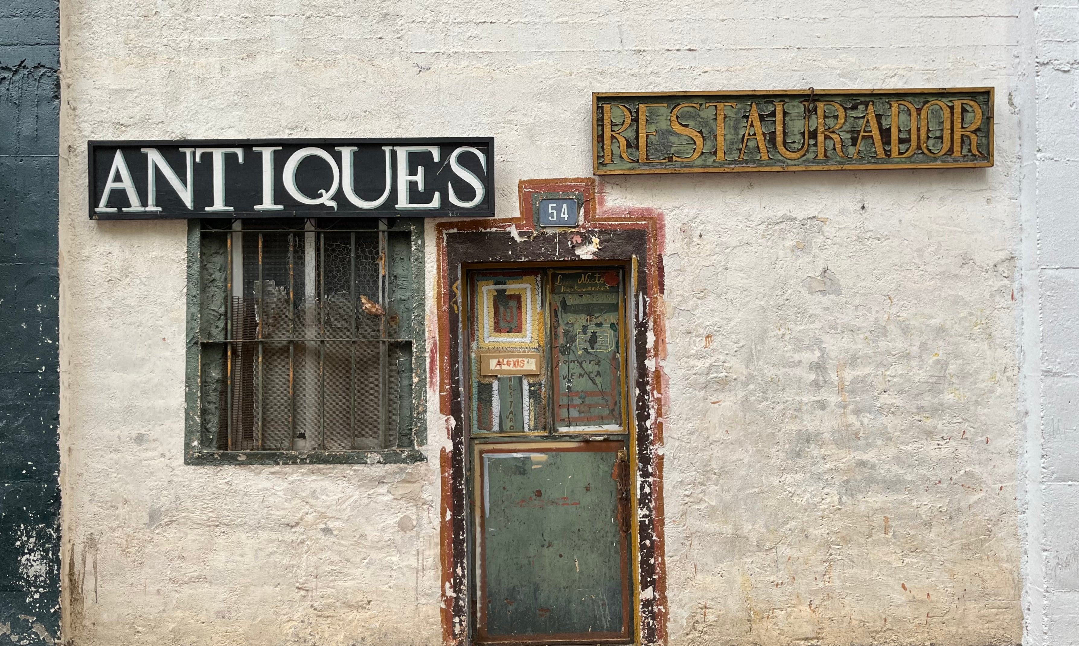 Taller de restauración de antigüedades en Madrid – Alexis Nieto
